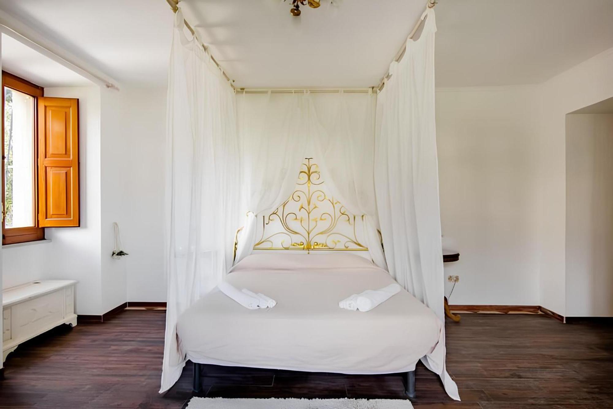 Quietness Bed and Breakfast Vico Equense Exteriör bild