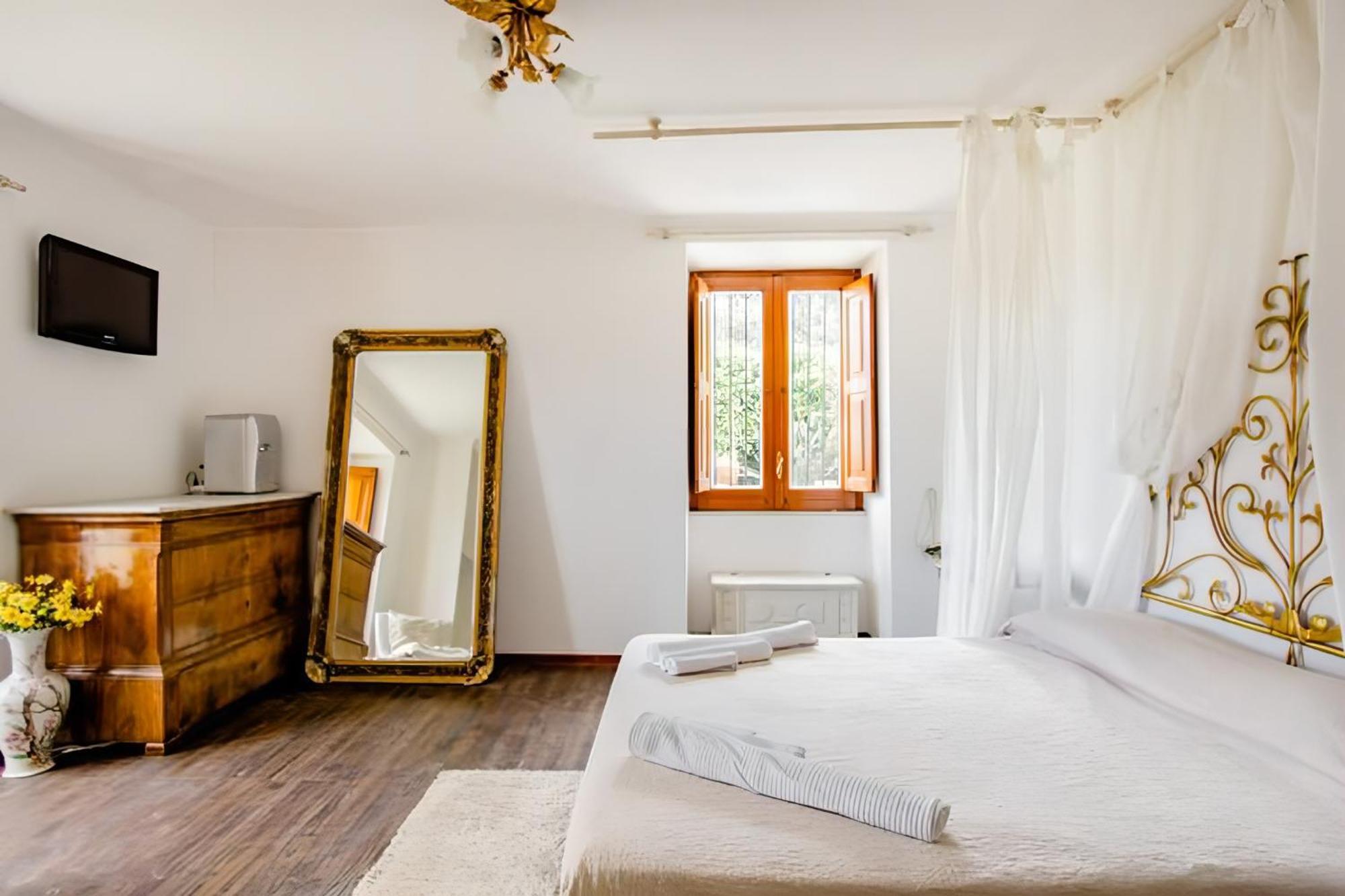 Quietness Bed and Breakfast Vico Equense Exteriör bild