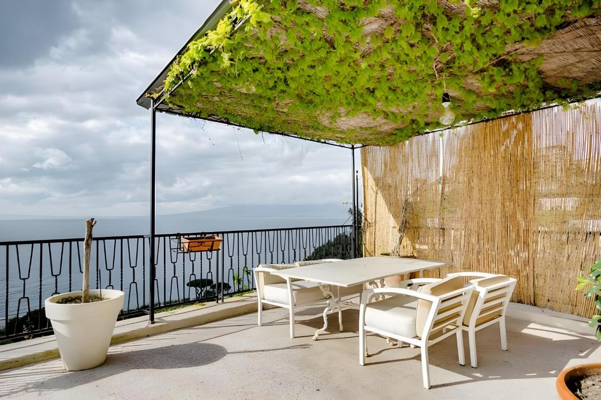 Quietness Bed and Breakfast Vico Equense Exteriör bild